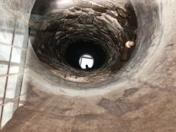  Looking down the wishing well in Macau. 1.2019. 